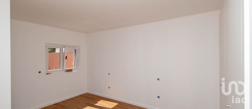 Andar de moradia  T4 em Arrifana de 167 m²