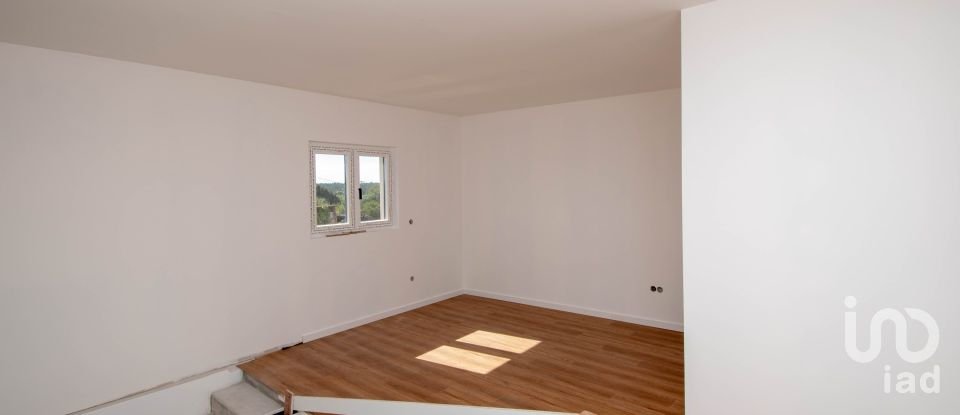 Andar de moradia  T4 em Arrifana de 167 m²