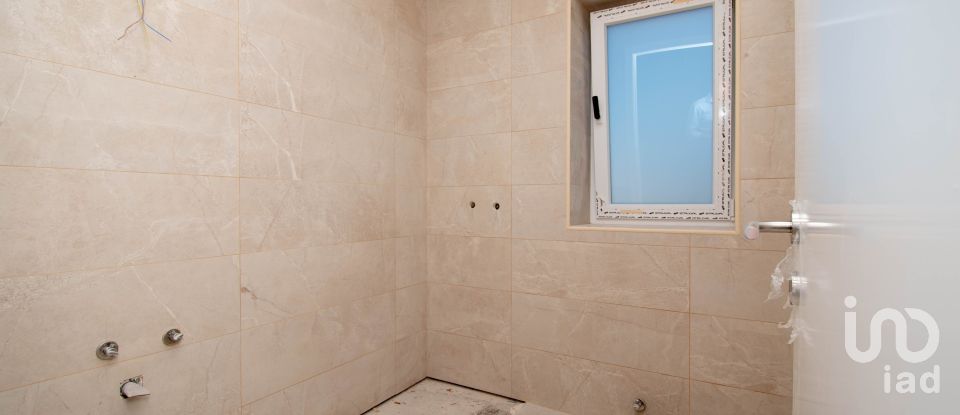 Andar de moradia  T4 em Arrifana de 167 m²