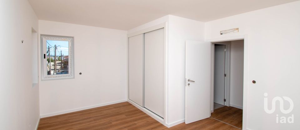 Andar de moradia  T4 em Arrifana de 167 m²