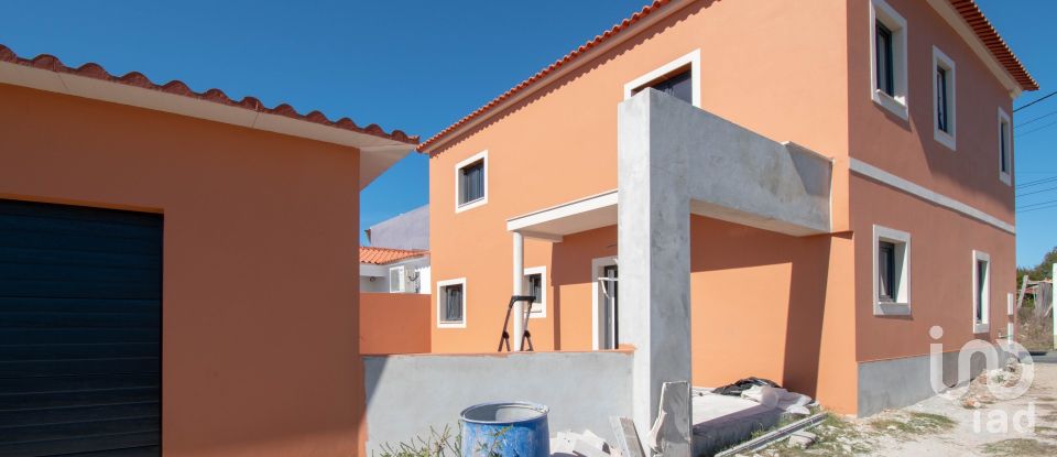 Andar de moradia  T4 em Arrifana de 167 m²