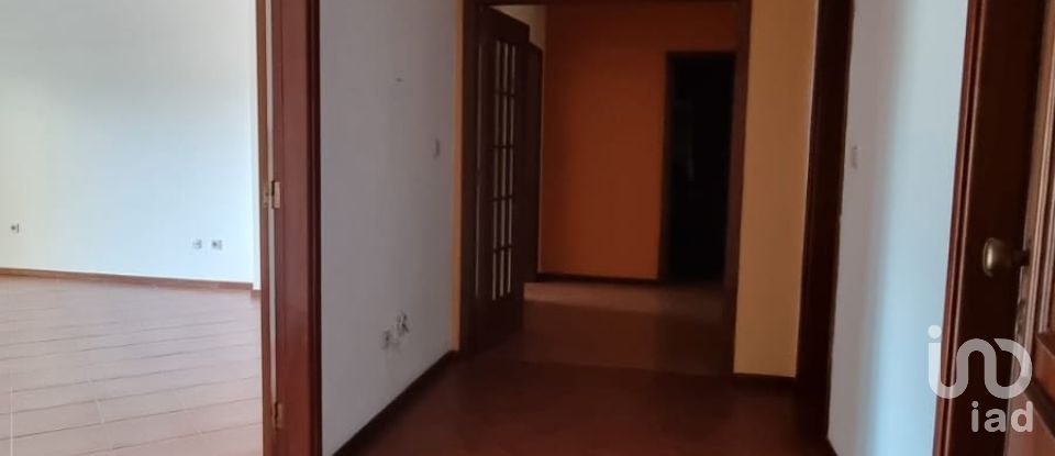 Apartamento T3 em Lamego (Almacave e Sé) de 197 m²
