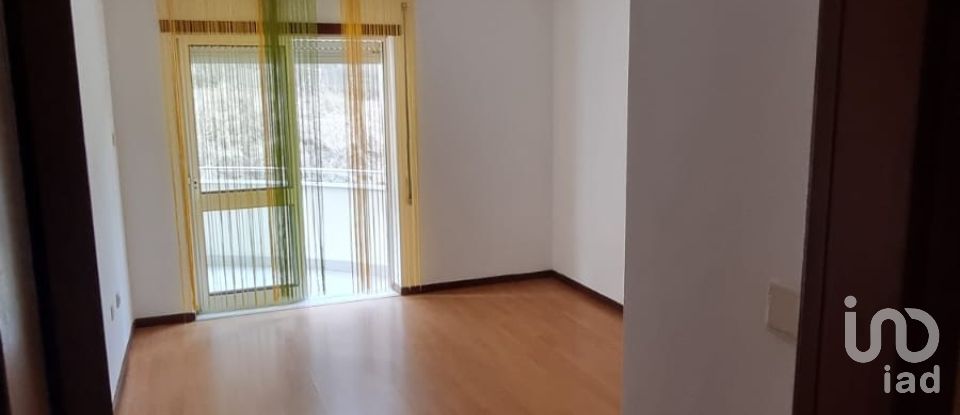 Apartamento T3 em Lamego (Almacave e Sé) de 197 m²