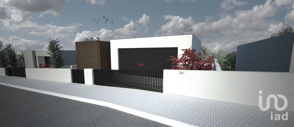 Terreno urbano em Joane de 391 m²