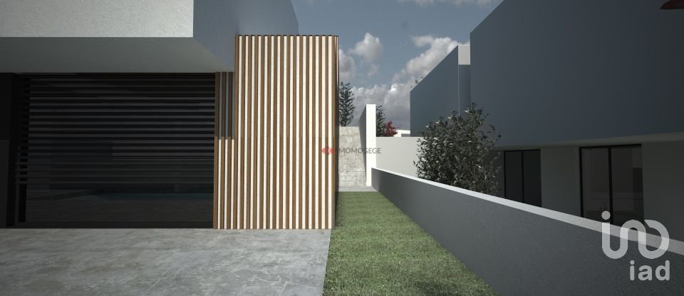 Terreno urbano em Joane de 391 m²