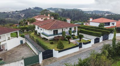 Maison T3 à Abação E Gémeos de 221 m²