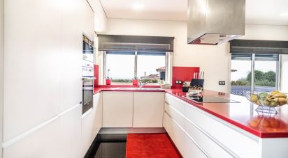 Maison T3 à Abação E Gémeos de 221 m²