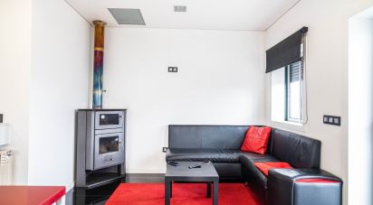 Maison T3 à Abação E Gémeos de 221 m²