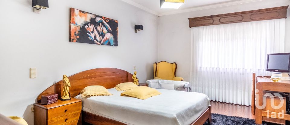 House T3 in Abação E Gémeos of 221 m²