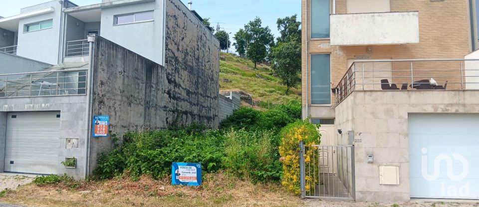 Terrain à bâtir à Selho (são jorge) de 175 m²