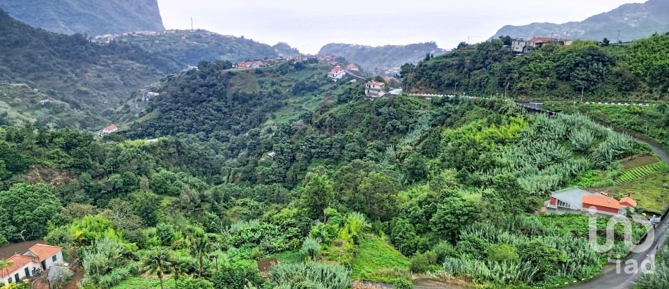 Maison T2 à Porto da Cruz de 128 m²