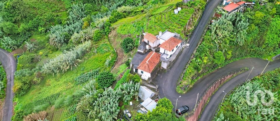 Maison T2 à Porto da Cruz de 128 m²
