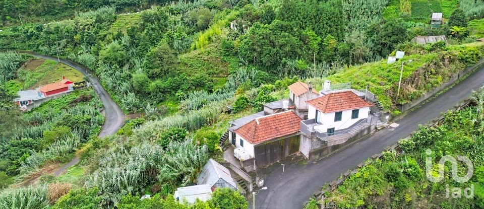 Maison T2 à Porto da Cruz de 128 m²