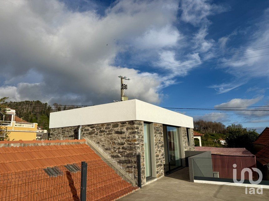 Parking in Fajã da Ovelha of 174 m²