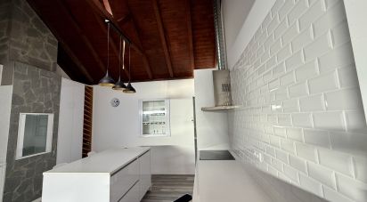 Parking à Fajã da Ovelha de 174 m²