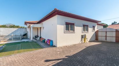 Maison T4 à Marinha Grande de 200 m²