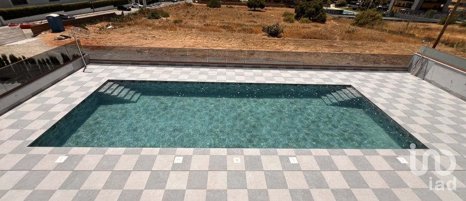 Appartement T2 à Quarteira de 187 m²