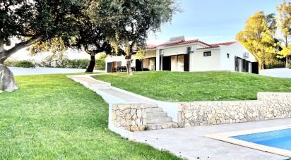 Maison T4 à Albufeira e Olhos de Água de 1 404 m²