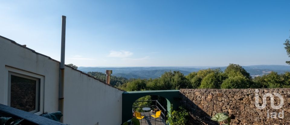 Moradia T3 em Vila Nova de 125 m²