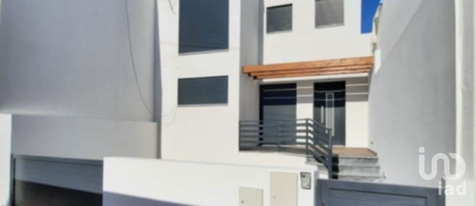 Casa T3 em Lourinhã e Atalaia de 150 m²