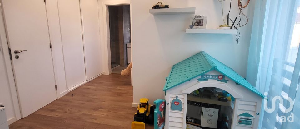 Casa T3 em Lourinhã e Atalaia de 150 m²