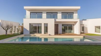House T4 in Caparica e Trafaria of 180 m²
