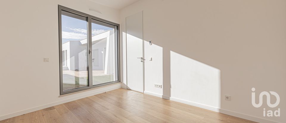 Moradia T4 em Caparica e Trafaria de 180 m²