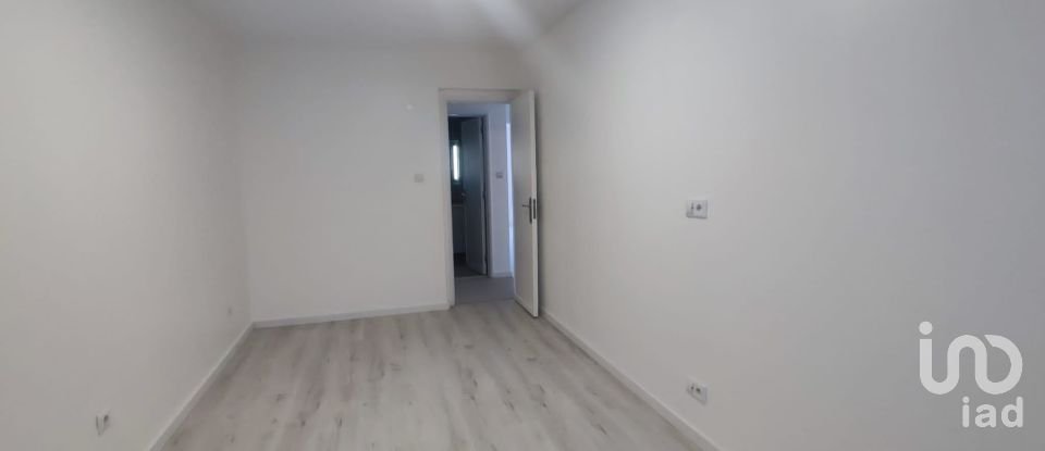 Apartamento T3 em Almada, Cova da Piedade, Pragal e Cacilhas de 85 m²