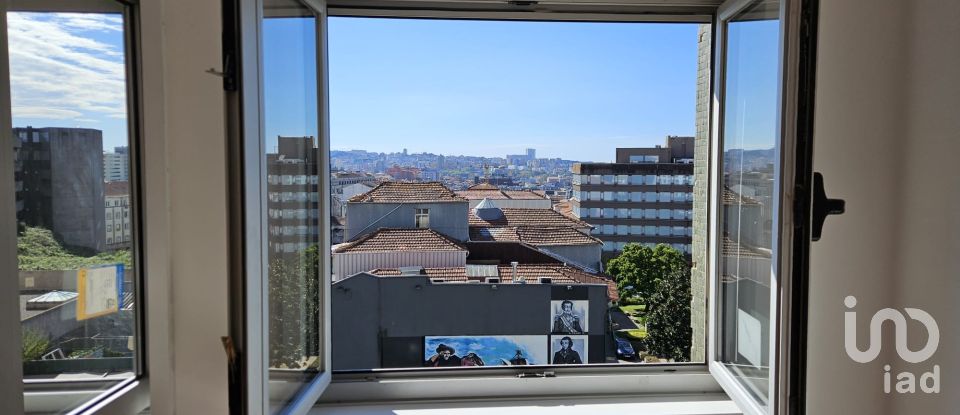 Apartment T4 in Cedofeita, Santo Ildefonso, Sé, Miragaia, São Nicolau e Vitória of 150 m²