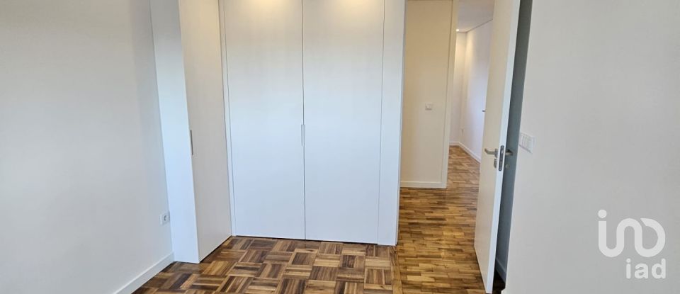 Apartment T4 in Cedofeita, Santo Ildefonso, Sé, Miragaia, São Nicolau e Vitória of 150 m²