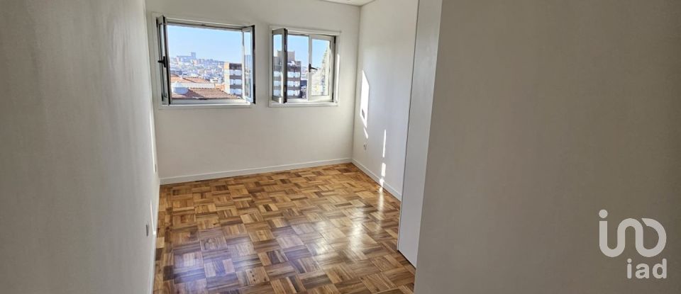 Apartment T4 in Cedofeita, Santo Ildefonso, Sé, Miragaia, São Nicolau e Vitória of 150 m²