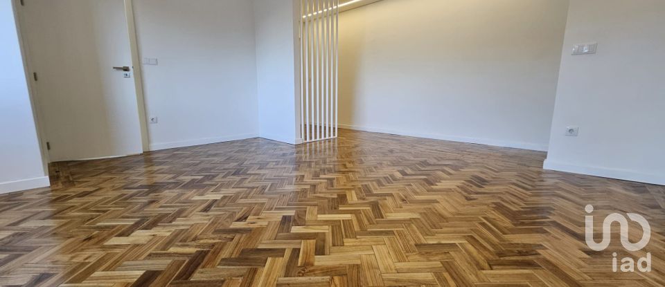 Apartment T4 in Cedofeita, Santo Ildefonso, Sé, Miragaia, São Nicolau e Vitória of 150 m²