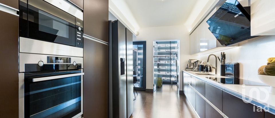 Apartamento T4 em Alvalade de 158 m²