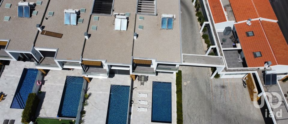 Maison T4 à Albufeira e Olhos de Água de 373 m²
