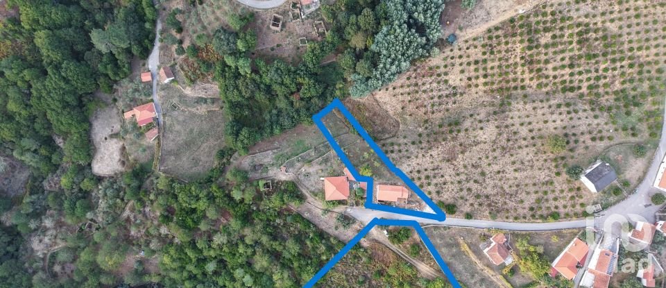 Moradia T2 em Alvares de 210 m²