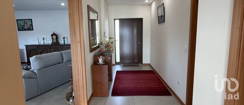 Moradia T3 em Canedo, Vale e Vila Maior de 168 m²