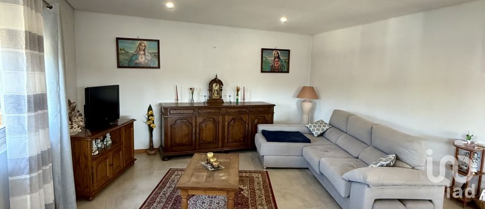 Moradia T3 em Canedo, Vale e Vila Maior de 168 m²