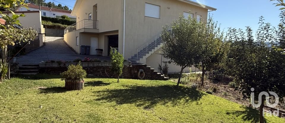 Moradia T3 em Canedo, Vale e Vila Maior de 168 m²