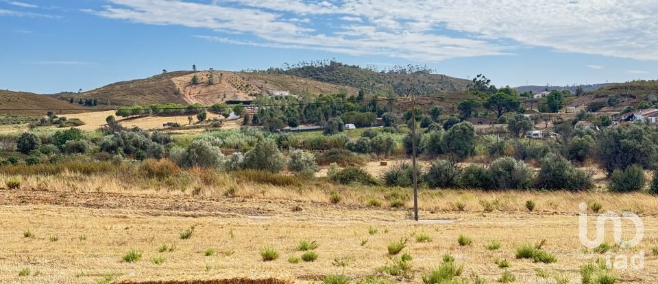 Moradia T3 em Mexilhoeira Grande de 178 m²