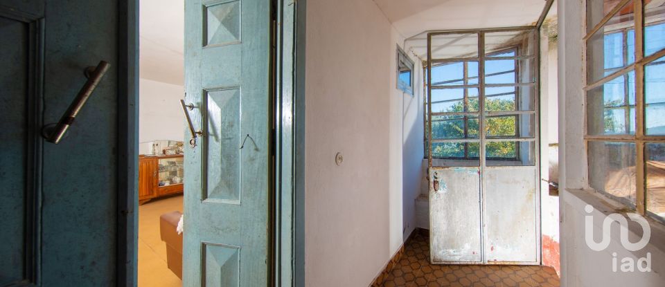 Moradia T3 em Lousã e Vilarinho de 279 m²