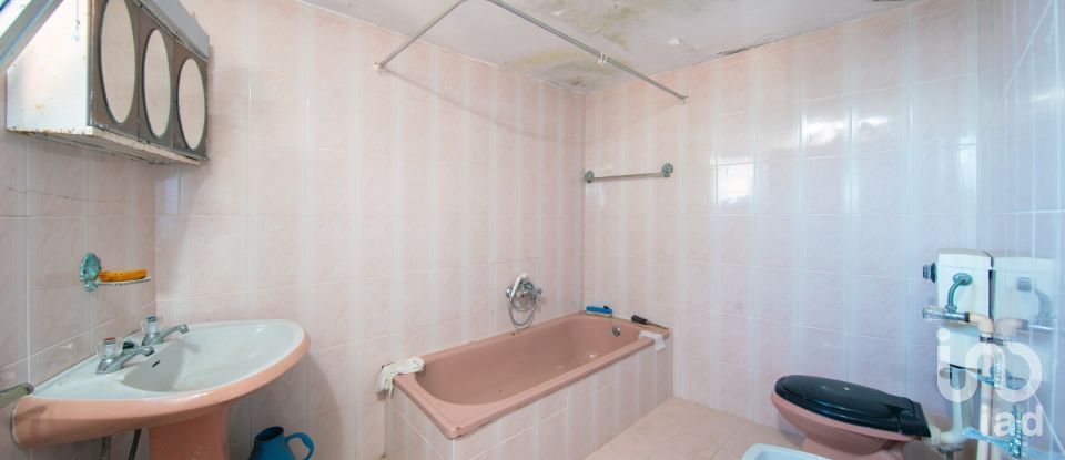 Moradia T3 em Lousã e Vilarinho de 279 m²