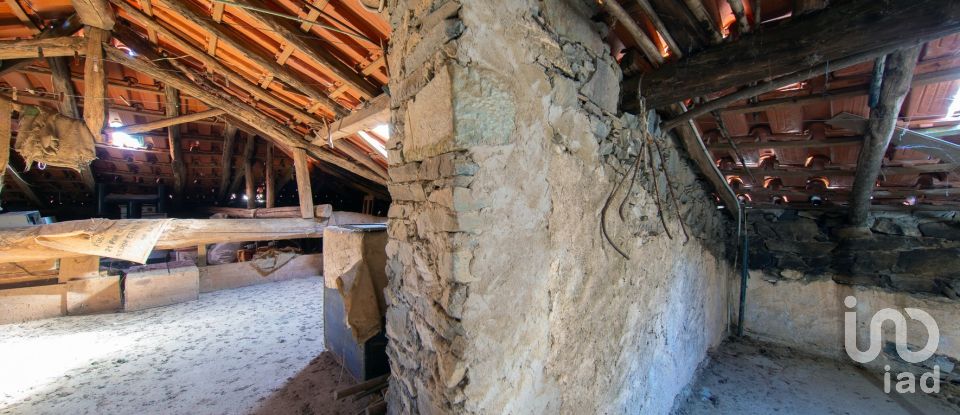 Moradia T3 em Lousã e Vilarinho de 279 m²