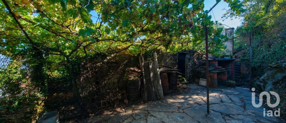 Moradia T3 em Lousã e Vilarinho de 279 m²