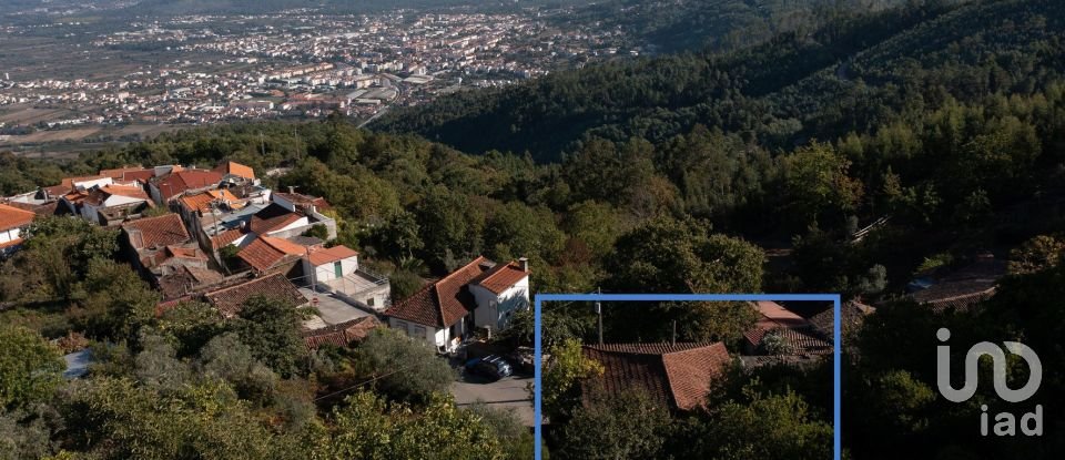 Moradia T3 em Lousã e Vilarinho de 279 m²