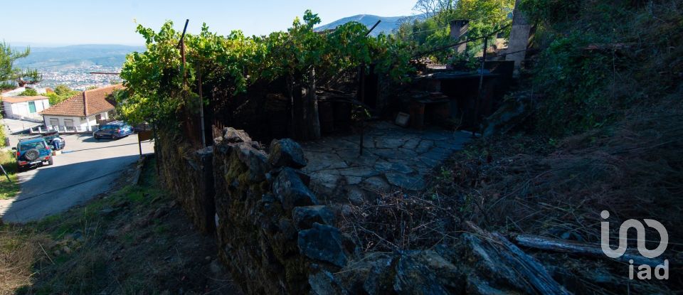 Moradia T3 em Lousã e Vilarinho de 279 m²