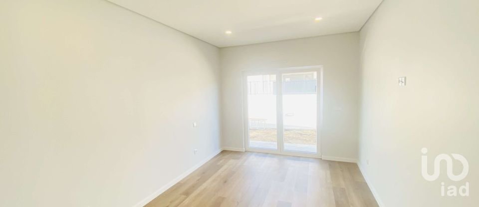 Maison T5 à Santo Isidoro de 232 m²