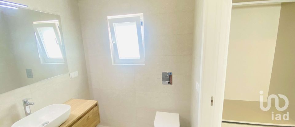 Maison T5 à Santo Isidoro de 232 m²