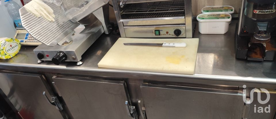 Boutique/Local commercial à Odivelas de 85 m²