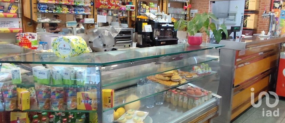 Boutique/Local commercial à Odivelas de 85 m²