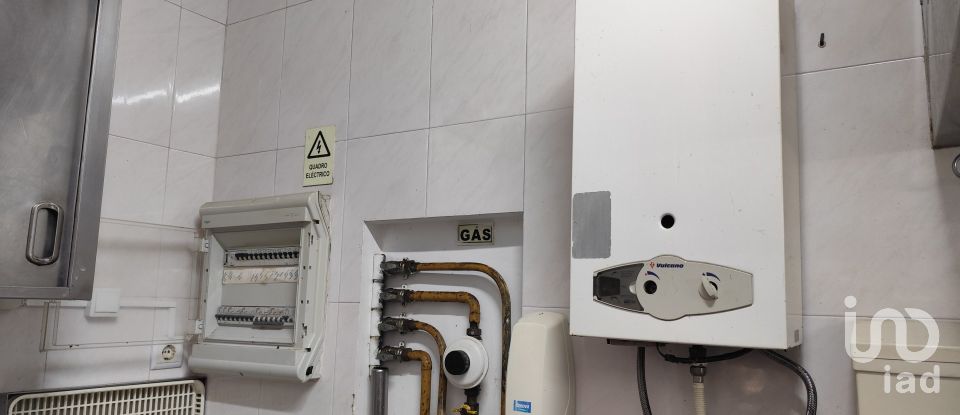 Boutique/Local commercial à Odivelas de 85 m²